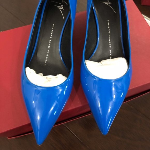 Giuseppe Zanotti short heel blue patent pumps - Picture 3 of 6